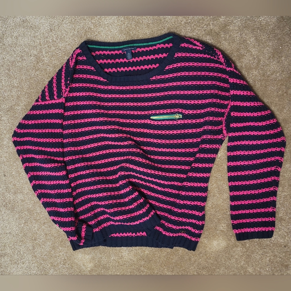 Tommy Hilfiger knit sweater
